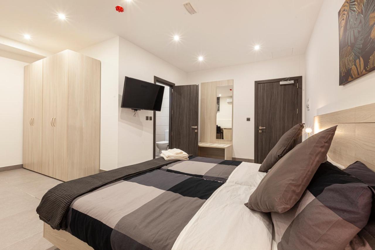 Charming,Comfortable And Centrally Located Group Accomodation Gzira Ngoại thất bức ảnh